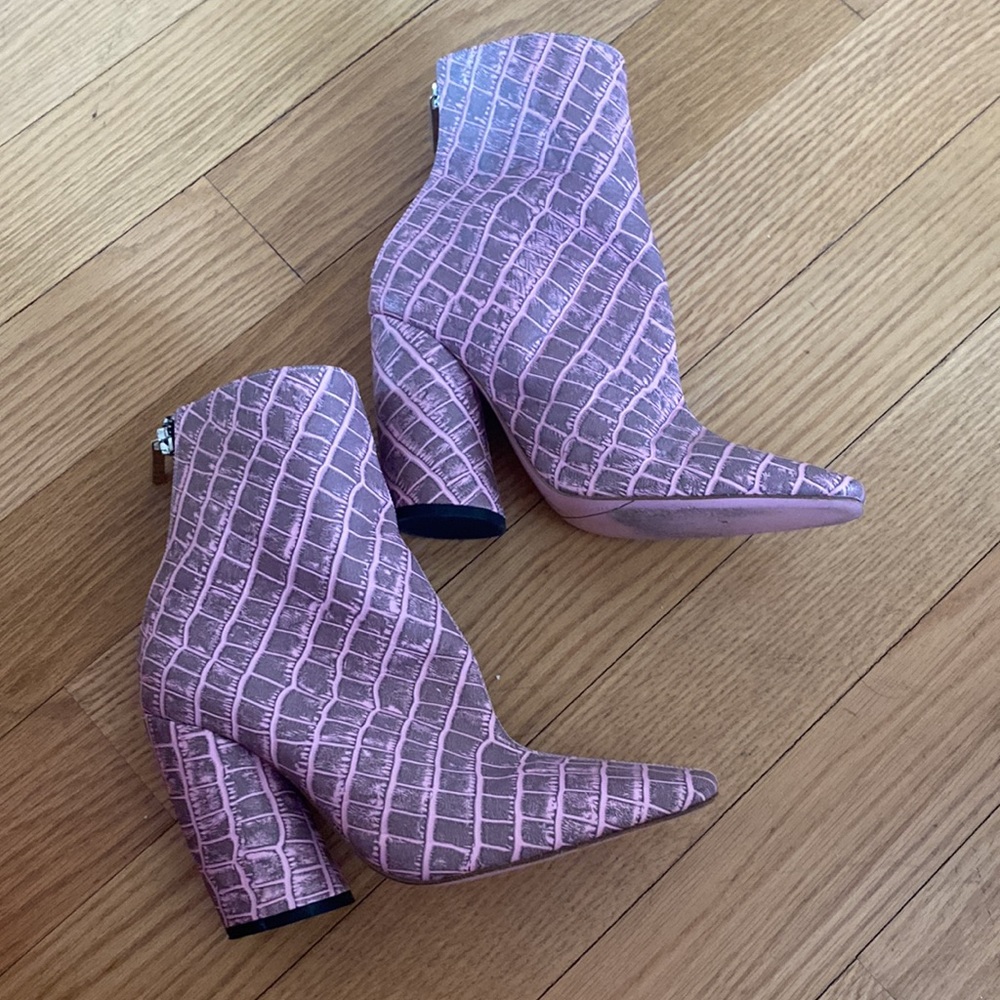 Rosbalet Pink Leather Boot - Picture 3 of 7
